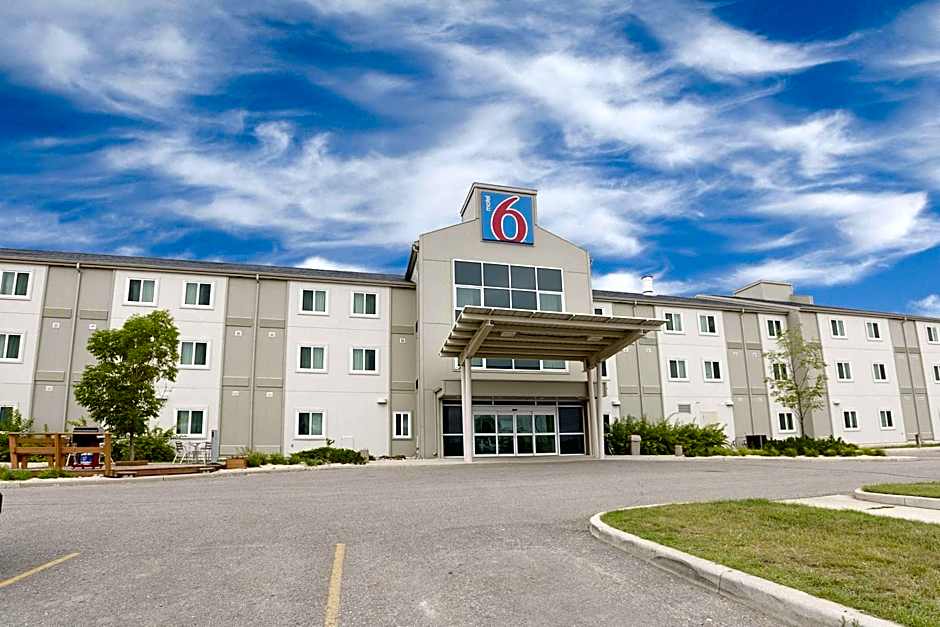 Motel 6-Brandon, MB