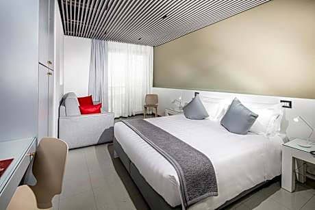 Comfort Double Room with Extra Bed