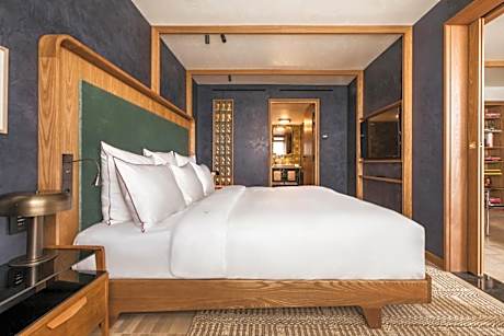 Suite With Sacre Coeur View