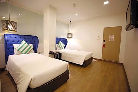 Superior Twin No Window