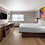 La Quinta Inn & Suites by Wyndham Yakima Downtown