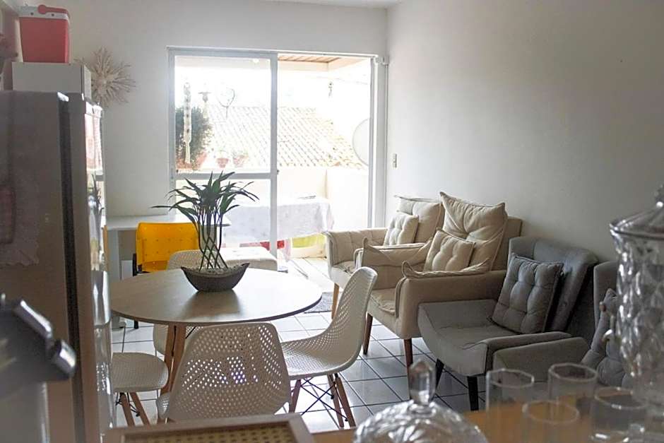 Apto com Wi Fi a 400m da Praia de Canasvieiras SC