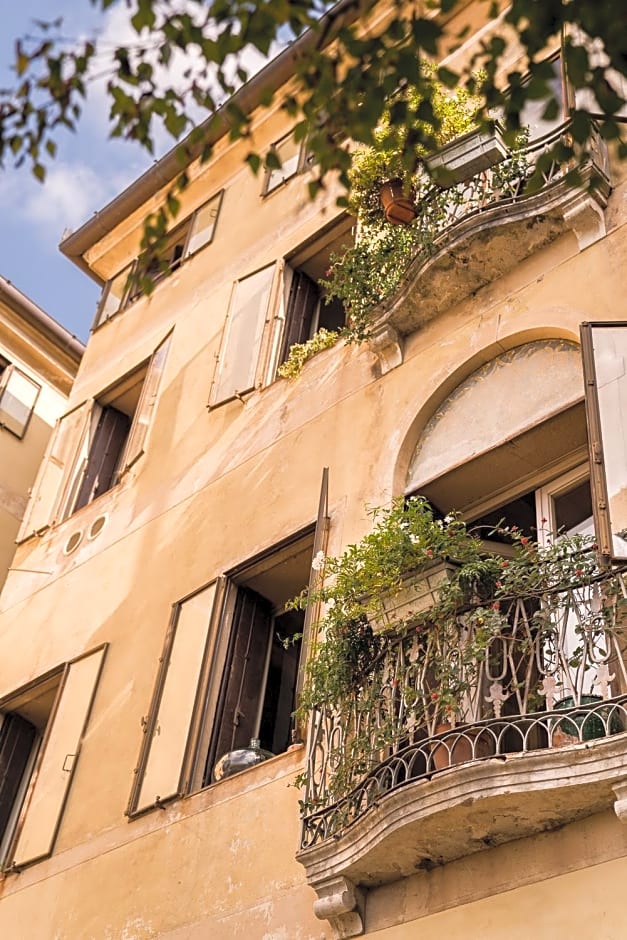 Le 33 – Bassano del Grappa, 