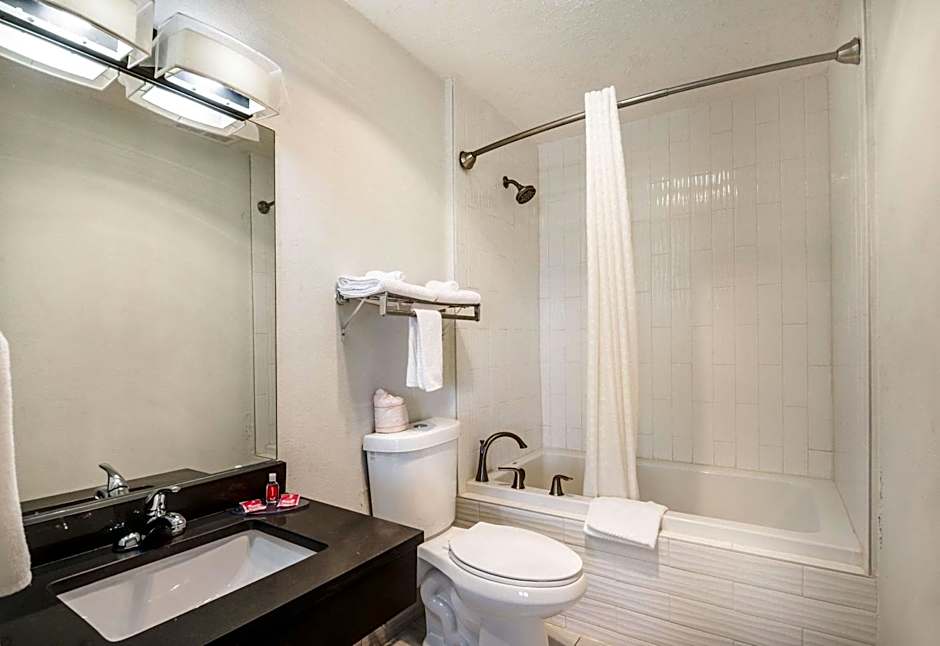 Econo Lodge Glade Spring