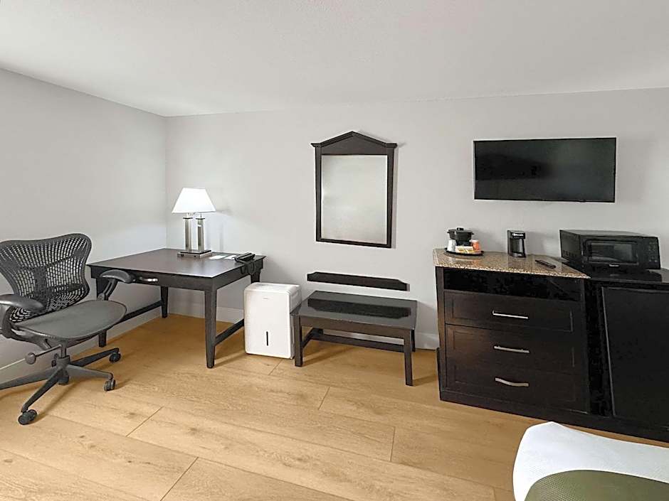 Quality Inn Fort Wayne – Fort Wayne, IN