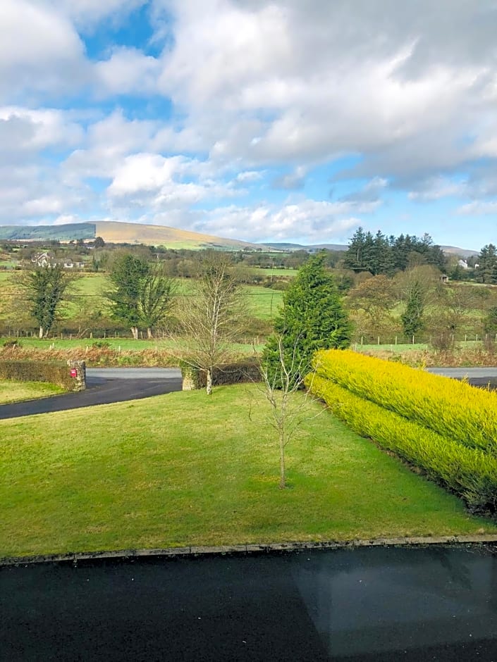 Muff Village Bed & Breakfast