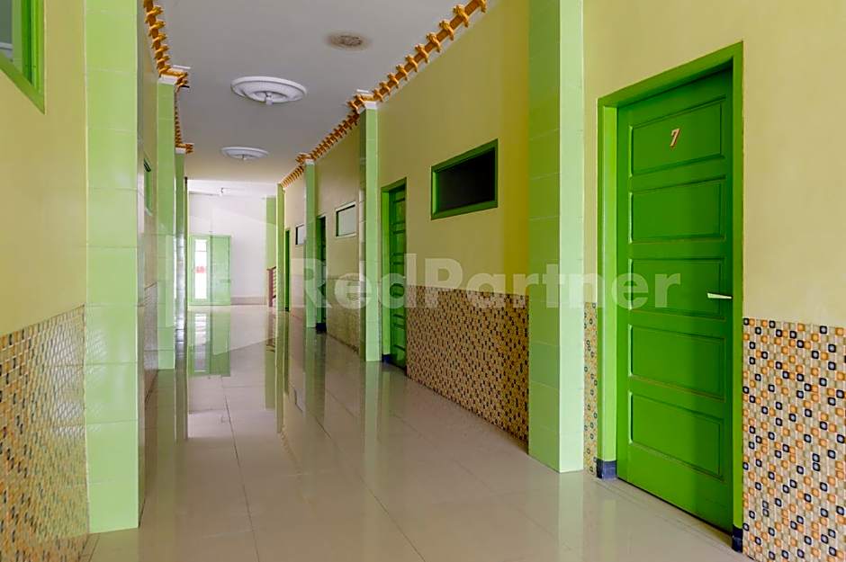 Homestay Hj Suharti Natar Lampung RedPartner