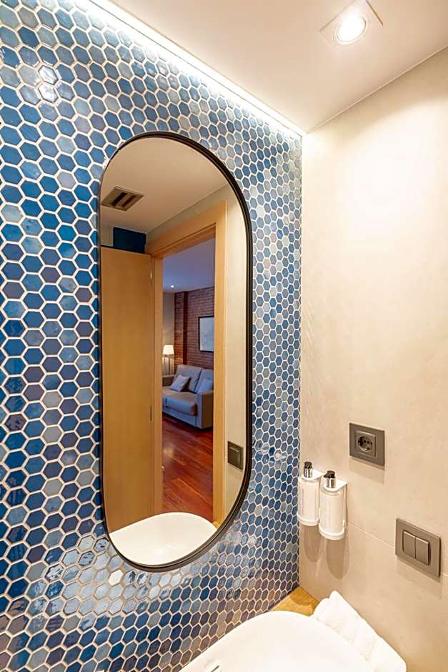 Serennia Cest Apartamentos Arc de Triomf