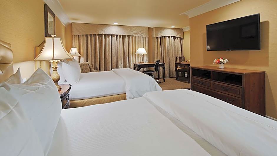 Best Western Plus Sunset Plaza Hotel