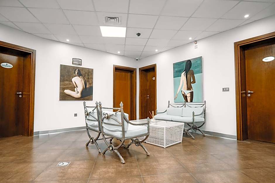 Continental Apartments