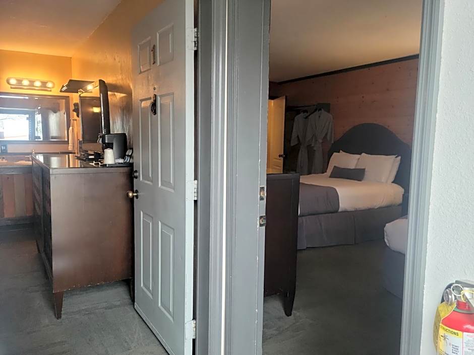 Canyons Lodge- A Canyons Collection Property