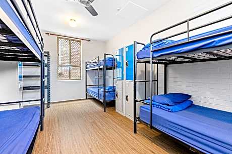 Bed in 6-Bed Female Dormitory Room with Private Bathroom (ages 18-40 years only)