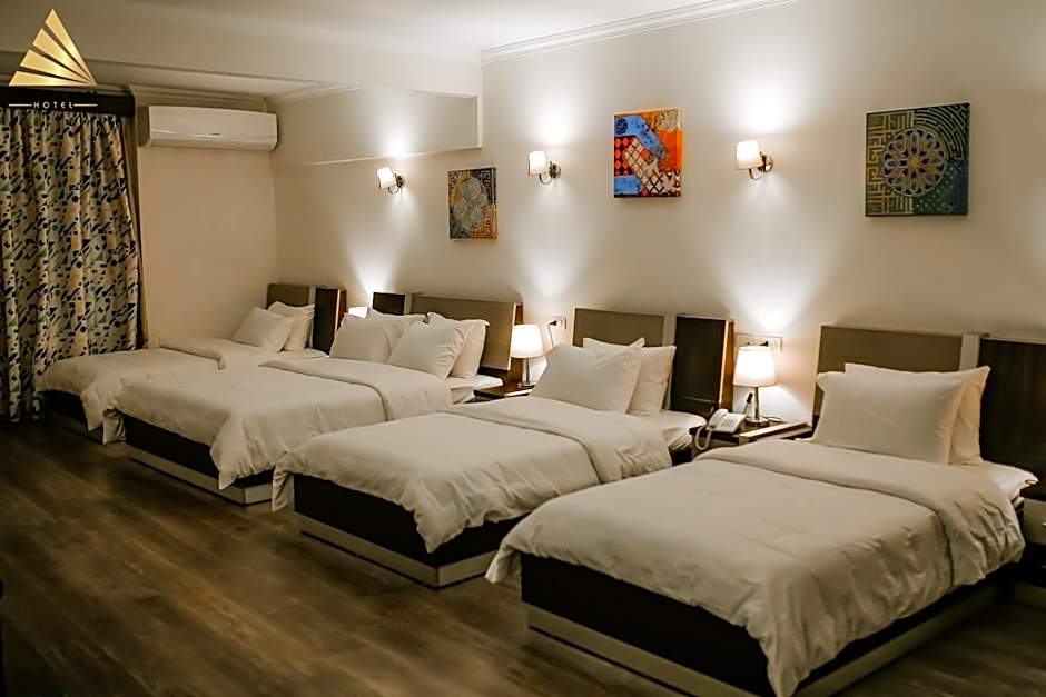 Pyramid Edge Hotel & Exclusive Pyramids View Rooftop