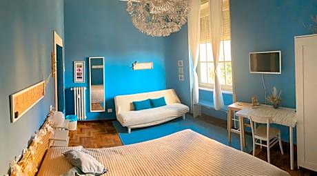 Double Room with Private External Bathroom