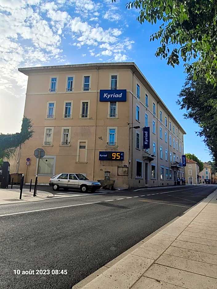 KYRIAD ORANGE Centre Ville - HOTEL RESTAURANT BAR - Galerie d'Art des Princes - Provence Alpes Côte d'Azur - France - Proche A7-A9 - exit21- Châteauneuf-du-Pape Avignon Bollene Nimes Valence - 24h-24h