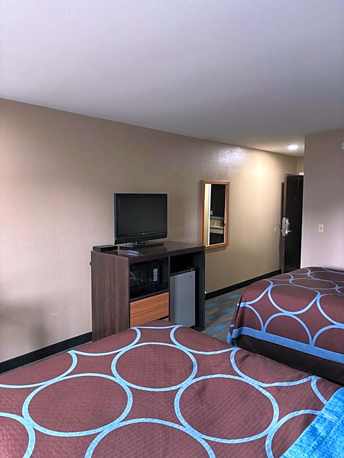 Photo 1 of 8 of 2 Queen Beds