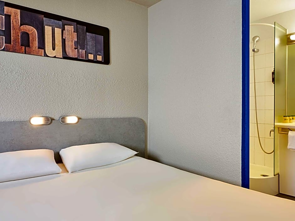 ibis budget Versailles Chateau Saint-Cyr