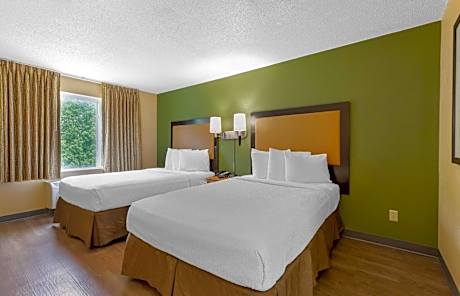 Studio with 2 Double Beds - Non-Smoking