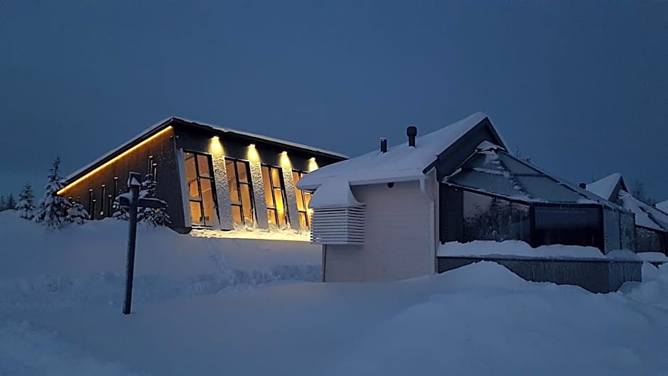 Santa's Igloos Arctic Circle