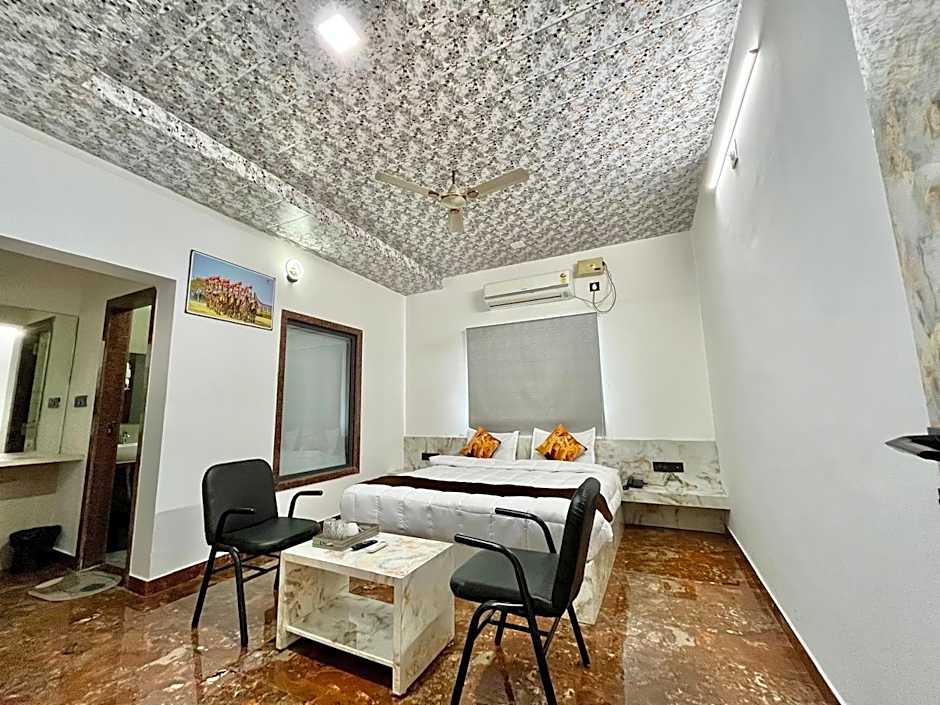 Hotel SSR Palace Mount Abu
