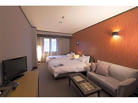 Twin Room - Main Building - Nonsmoking