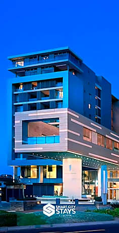 The Residences Crystal Towers