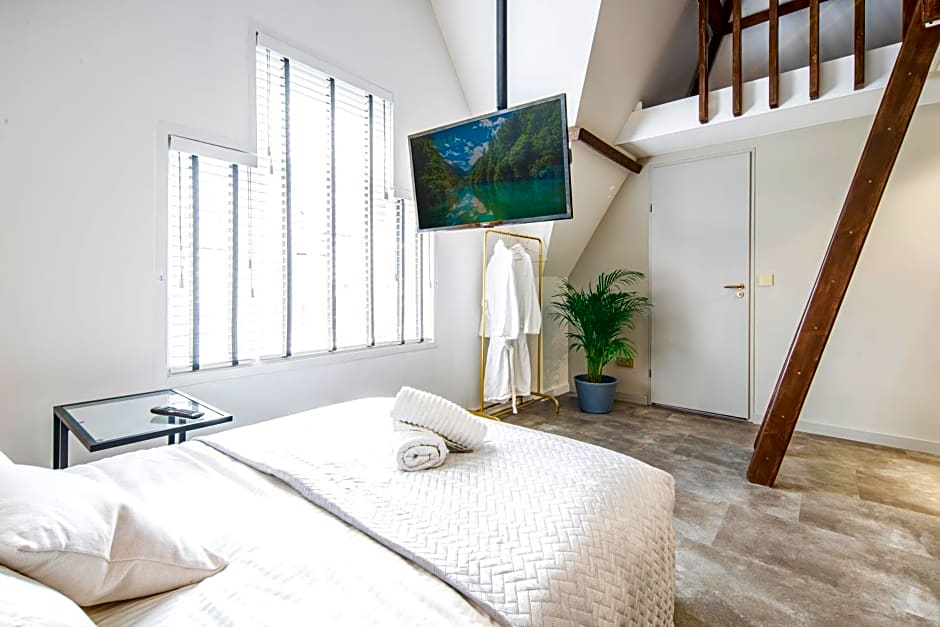 New Family Penthouse 7Min from Rotterdam Central Station top floor app4