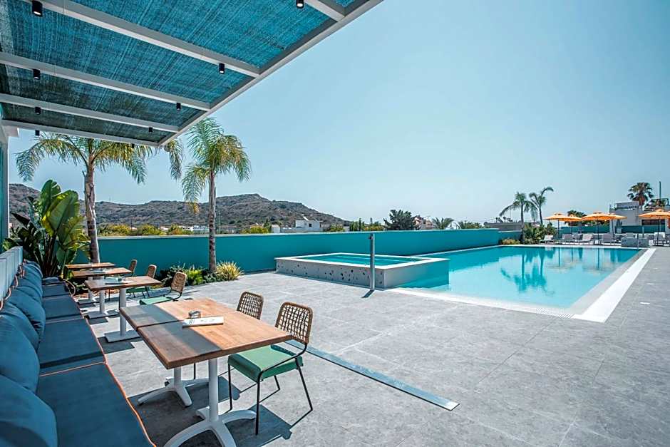 Mazoren Art Hotel