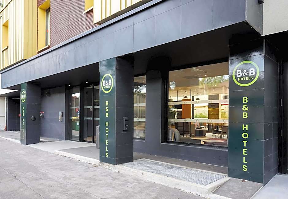 B&B HOTEL Paris Porte d'Orléans