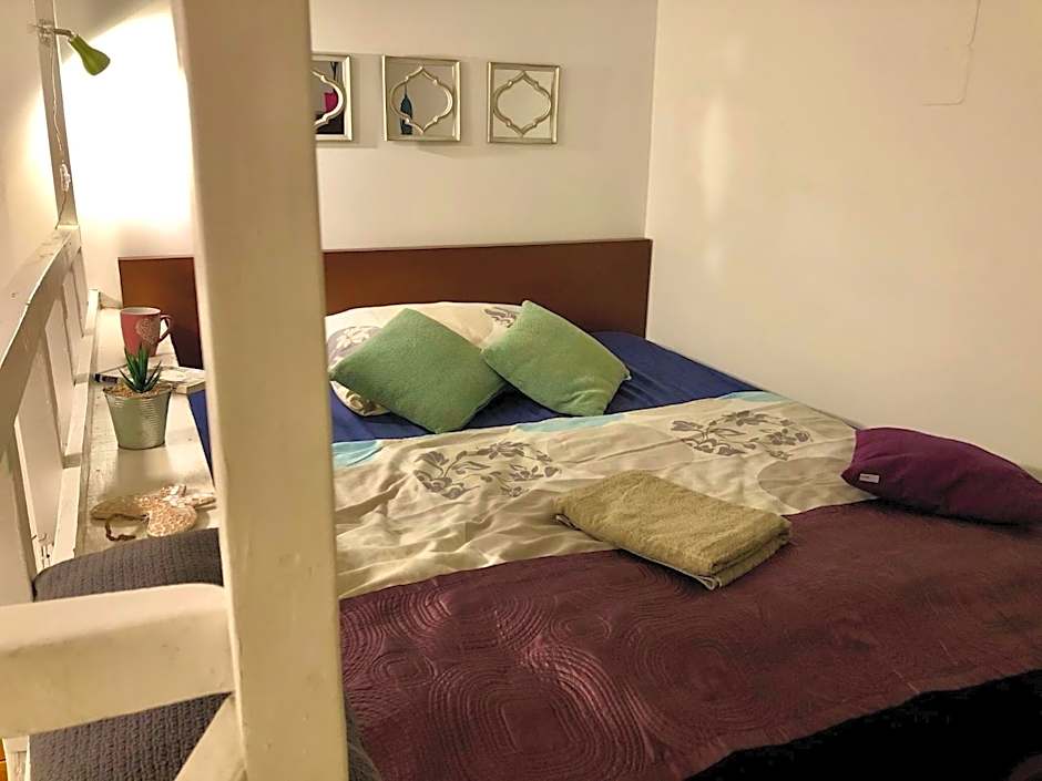 Zen Hostel by Central Market