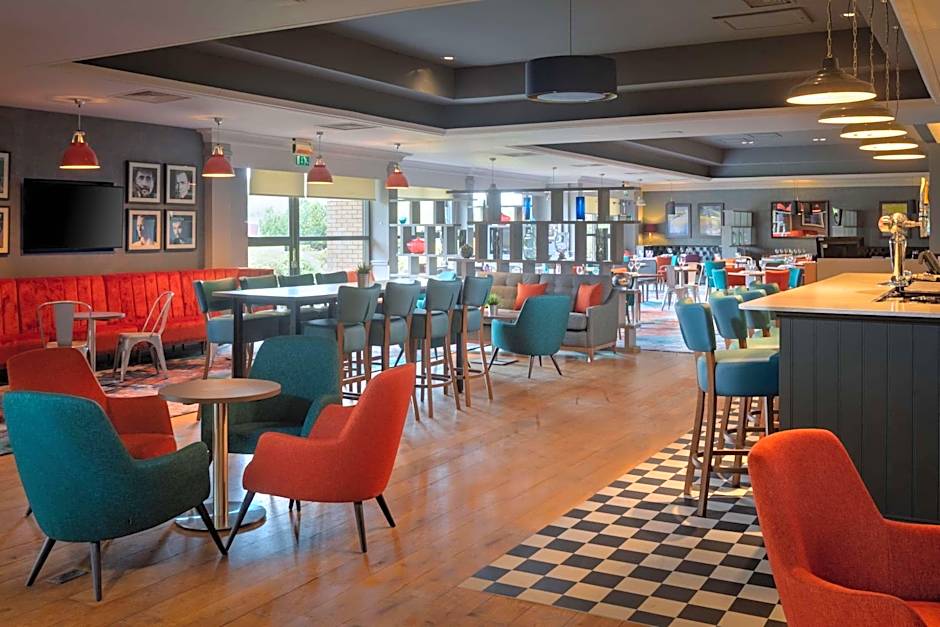 DoubleTree by Hilton Edinburgh Airport