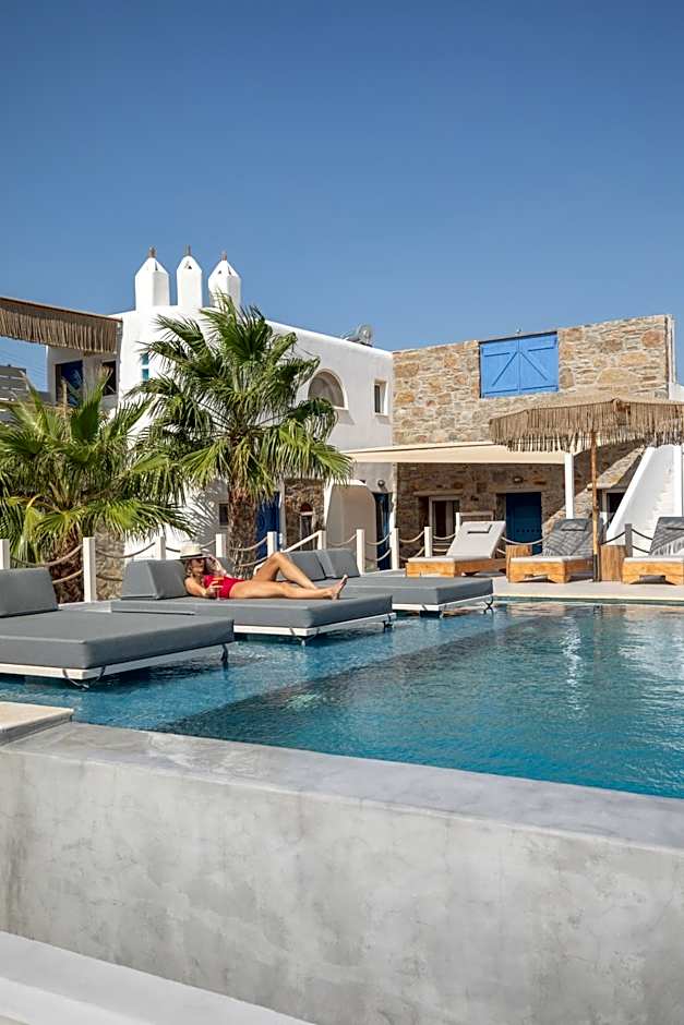 Alexandros Mykonos