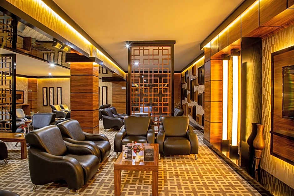Grand Cali Hotel