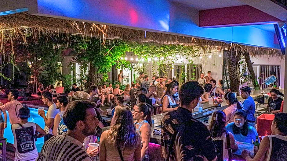 Lushy Hostel Canggu