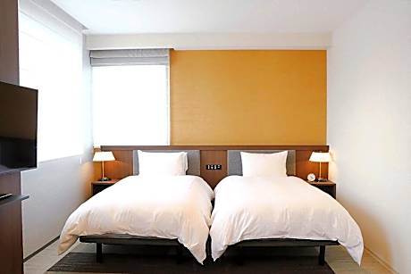 Deluxe Twin Room for 4 People