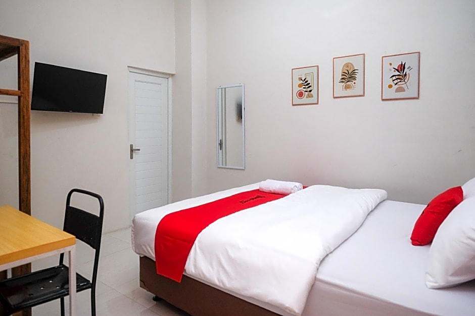 RedDoorz Syariah @ Ndalem Pusponyidro Klaten