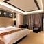 GreenTree Inn Zhenjiang Jurong Yalong Business Hotel