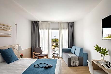 Design Double Room Pool View for Single Use