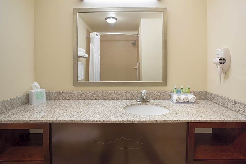 Holiday Inn Express Hotel & Suites Glendive By IHG