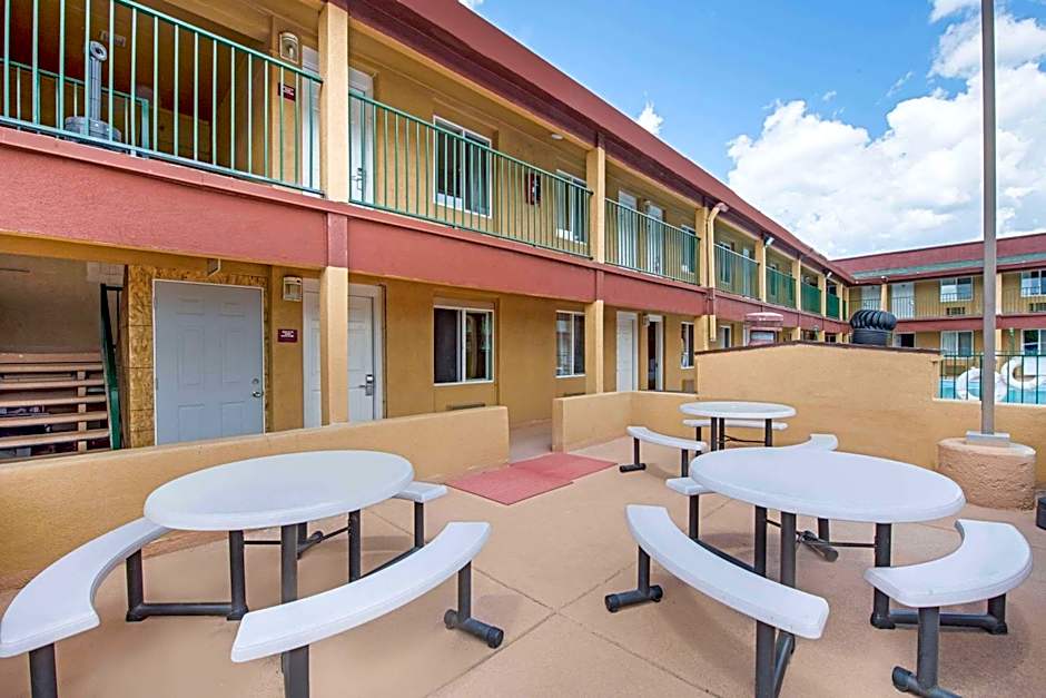 Ramada by Wyndham Flagstaff East