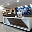 Holiday Inn Express Hotel & Suites Marshall By IHG