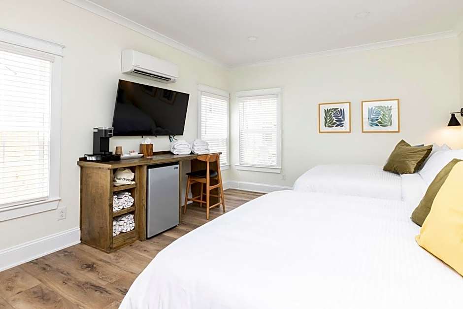 Hilltop 104 Inn at Old Beach