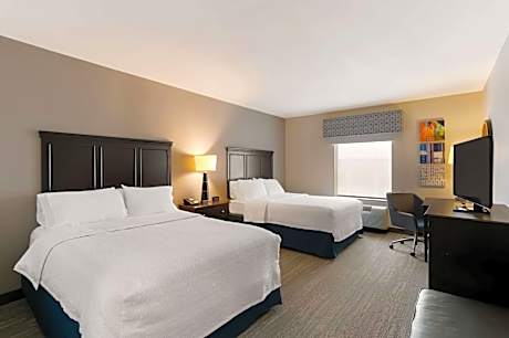 Queen Room with Two Queen Beds - Non-Smoking