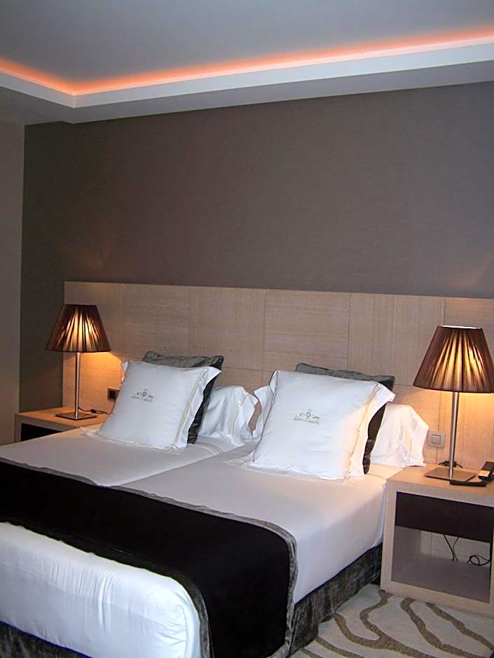 Washington Parquesol Suites & Hotel