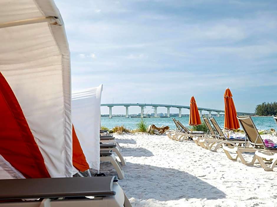 Dolphin Sands Clearwater Beach, an Ascend Collection Hotel