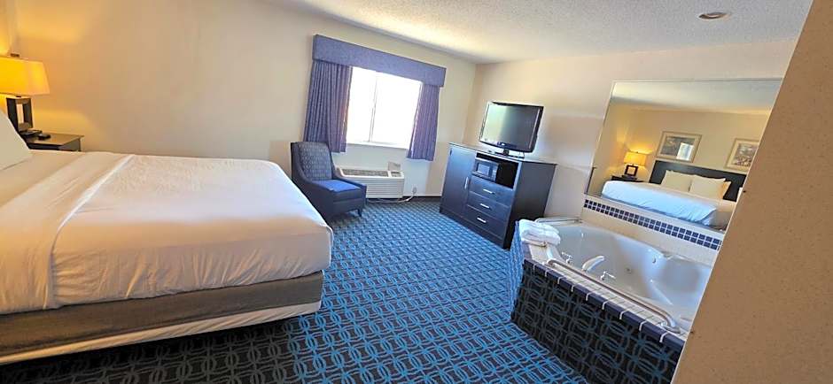 Baymont by Wyndham Howell/Brighton