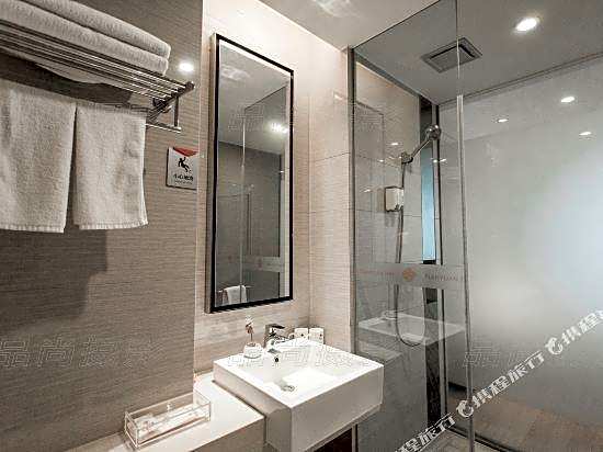 Haiyue Huantu Nanyuan Ejia Hotel (Dazhong Plaza Branch), Qianwan New Area, Ningbo