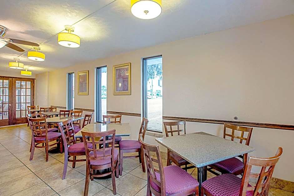 Quality Inn & Suites Live Oak I-10 Exit 283