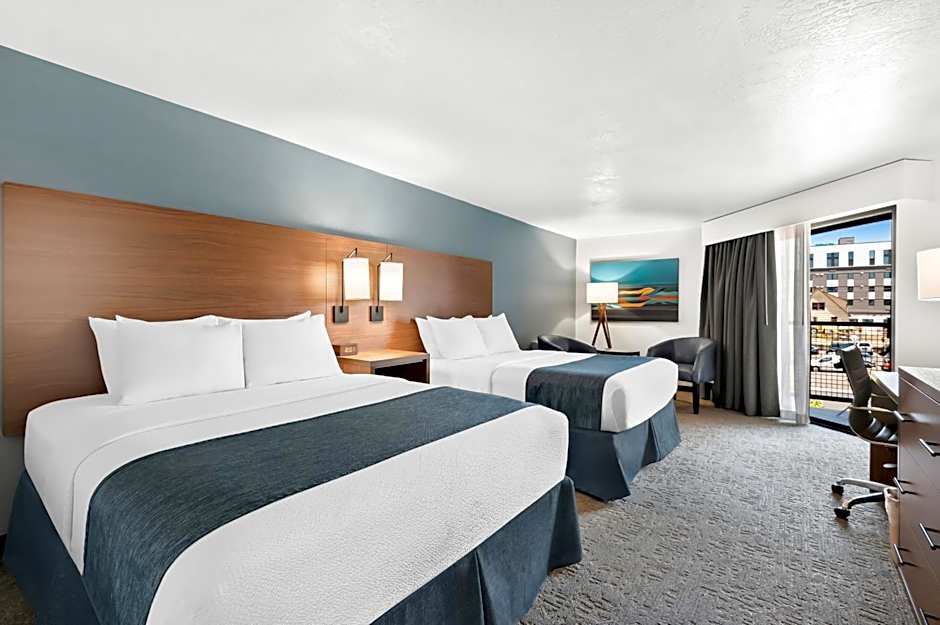 Photo 1 of 4 of Franklin 2 Queen Beds