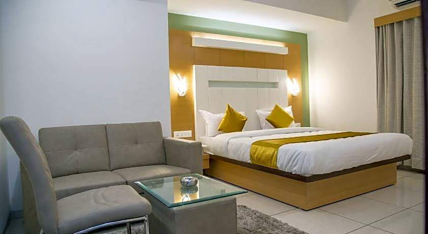 Hotel Orange International